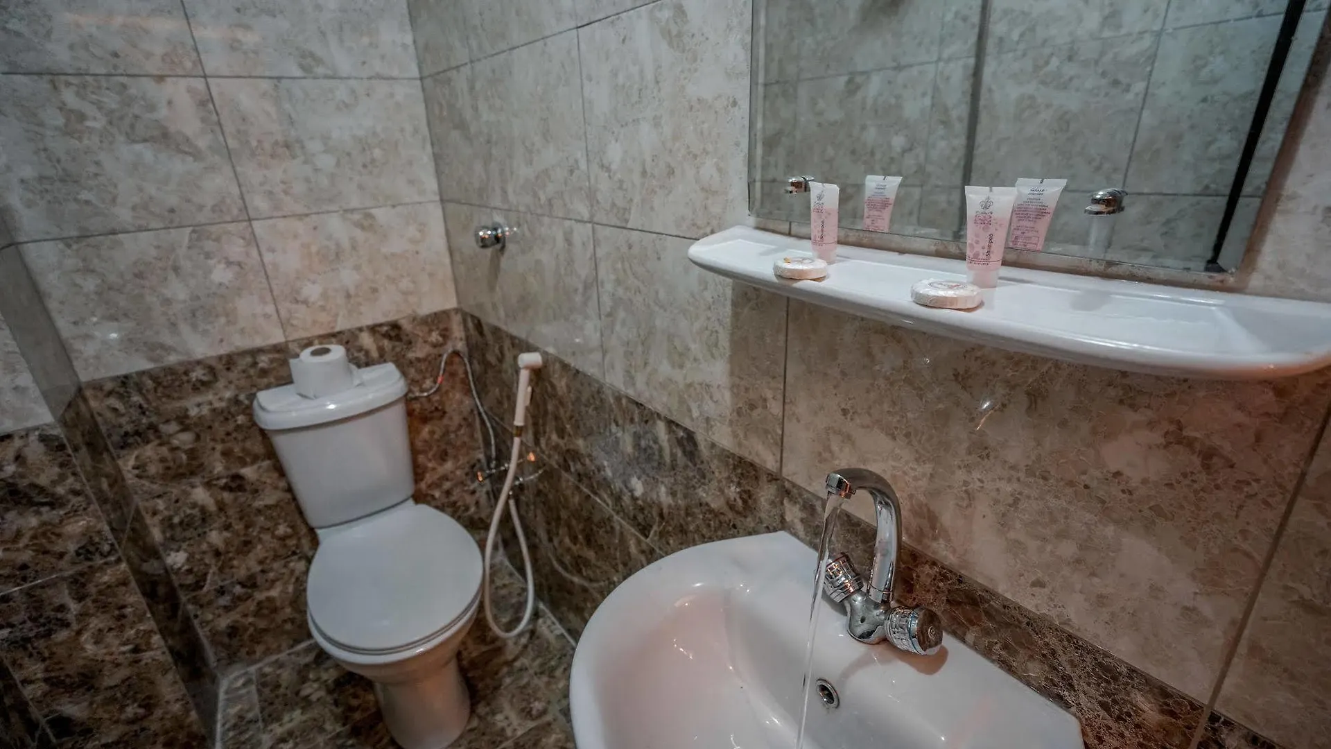 Qasr Al Riyadh Hotel Apartments 2*, Mecca Saudi Arabia